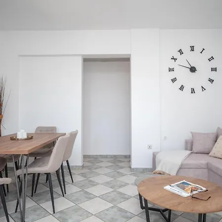 Apartmán Spiros Ii & 50m From Center 300m From Ideal For Families And Groups Laganas