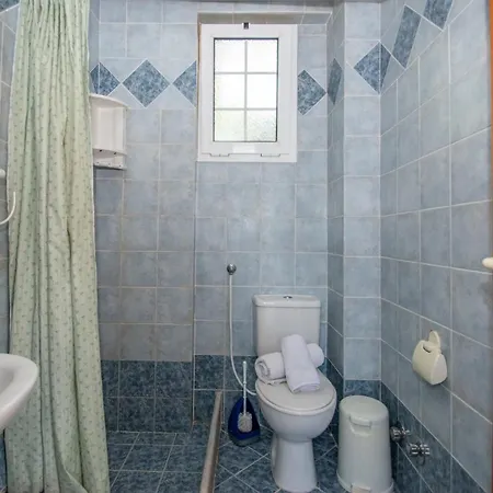 Spiros Ii & 50m From Center 300m From Ideal For Families And Groups * Laganas